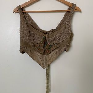 Conscious convergence crop top